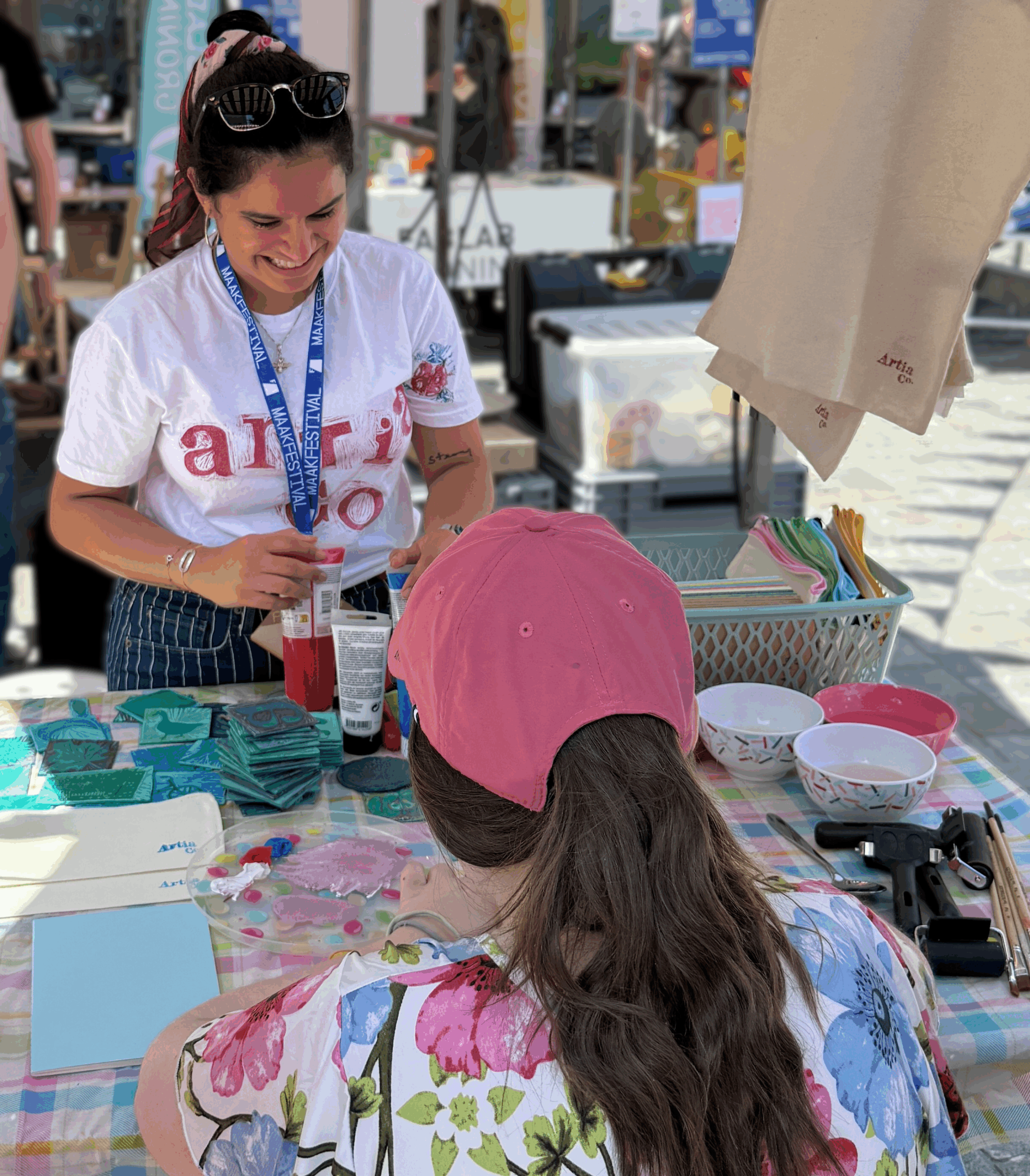 Artia Co. promo picture – Naomi AntiaHemmadi